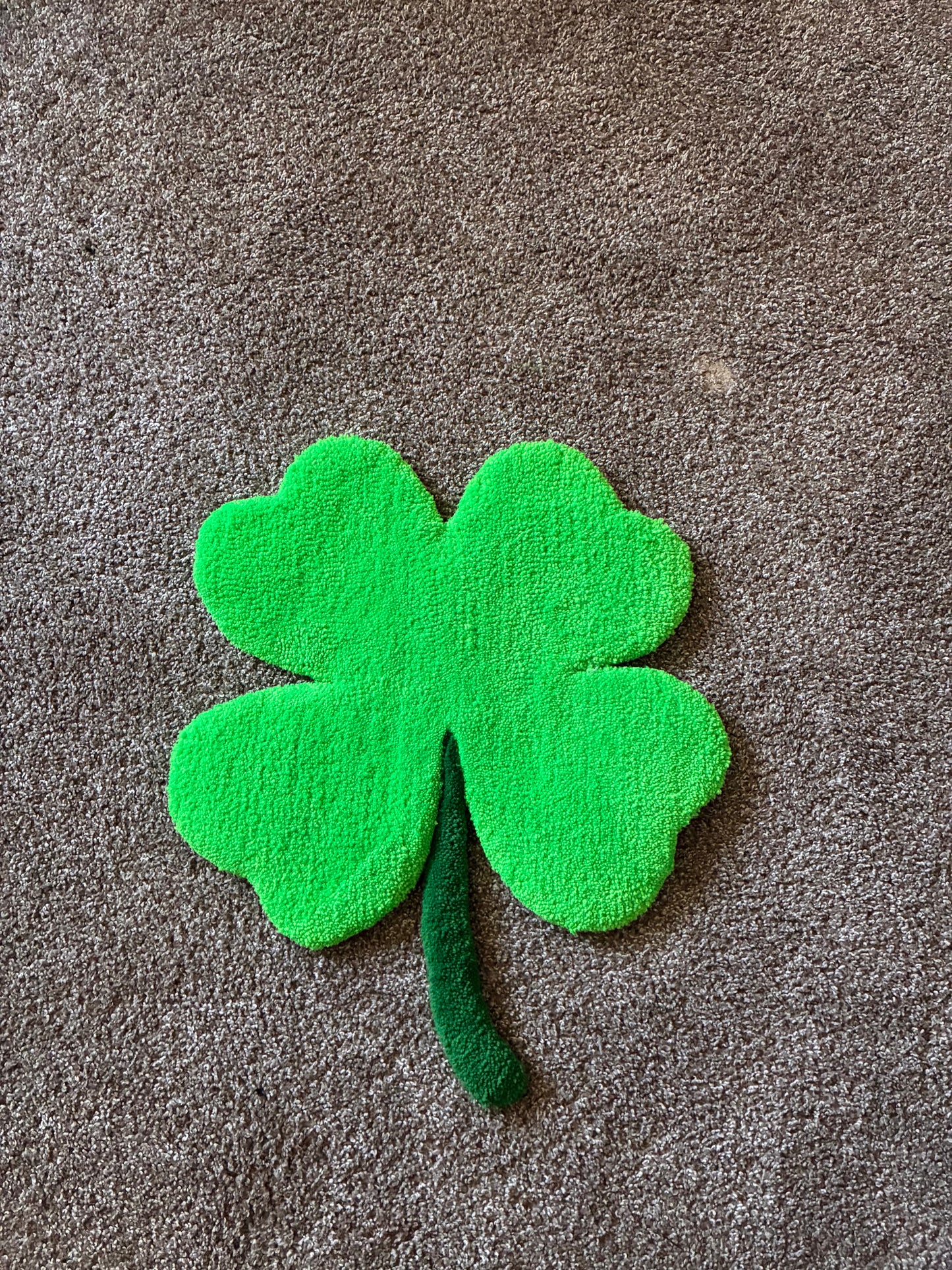 Clover rug