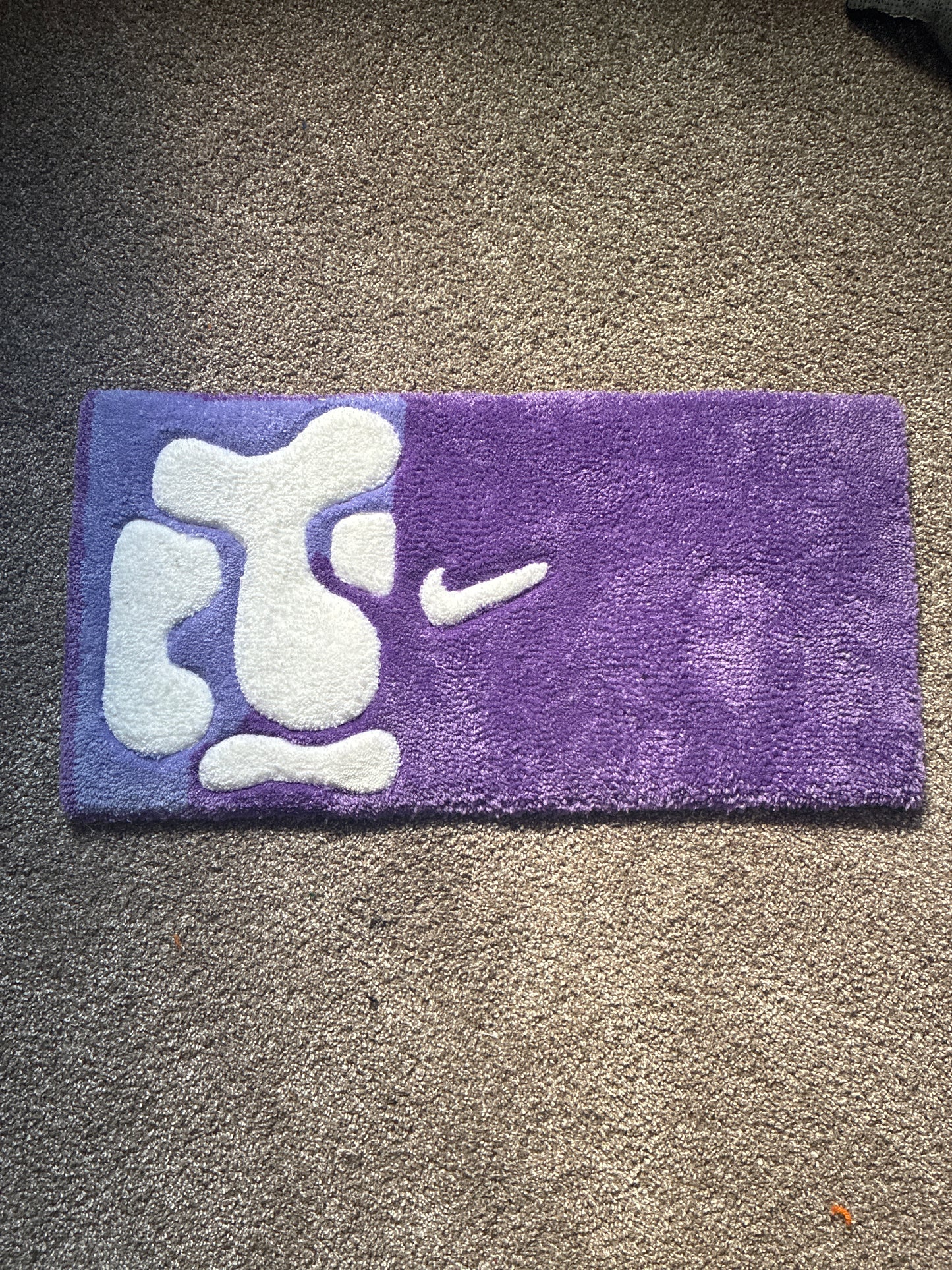Nike rugg